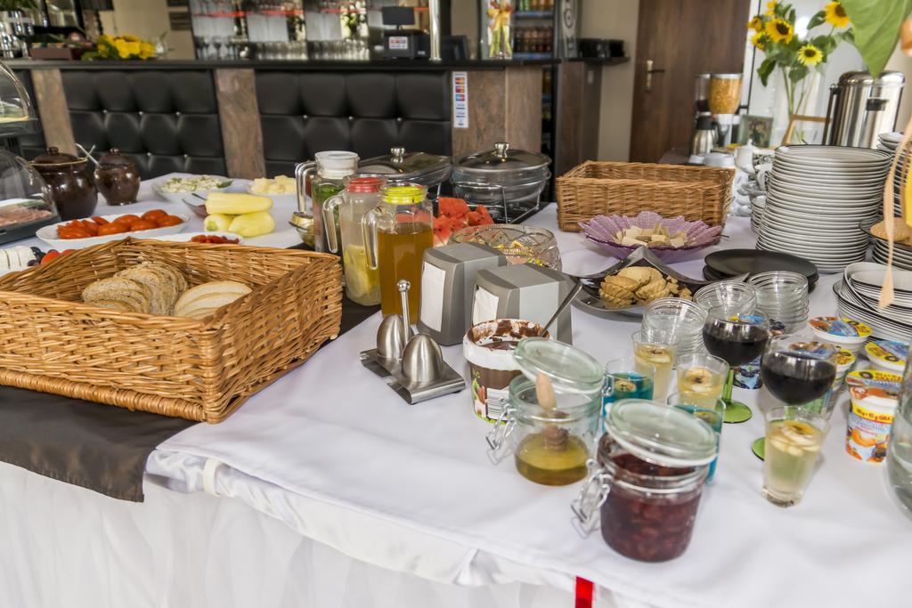 Pensjonat Nad Zalewem Hotel Stare Miasto  Bagian luar foto